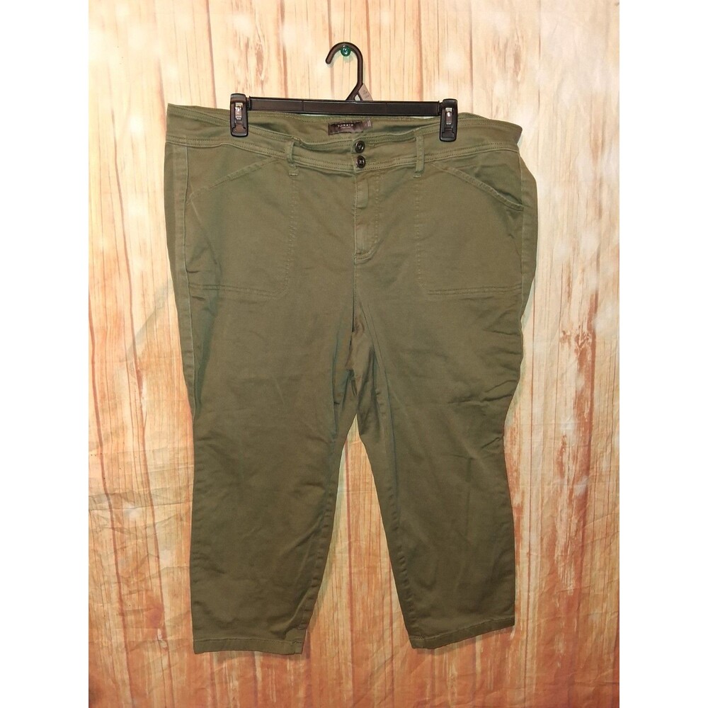 Torrid Olive Taper Capri Pants Sz 24
